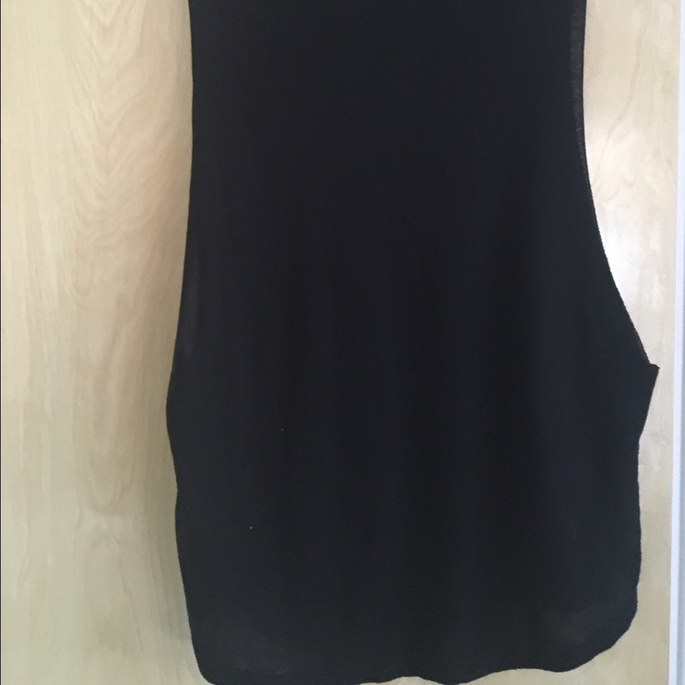 Black Muscle Tee - Picture 2 of 4